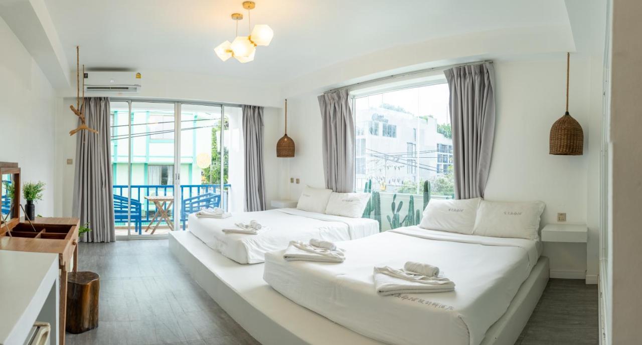 Meow Cafe & Hotel Patong Bagian luar foto